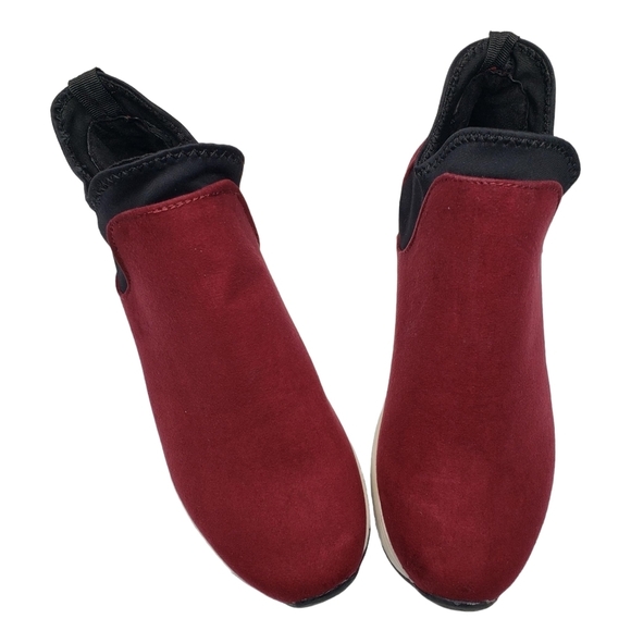 Kenneth Cole Reaction | Cameron Chelsea Jogger Red Textile High Top Sneakers 6 - Picture 4 of 9